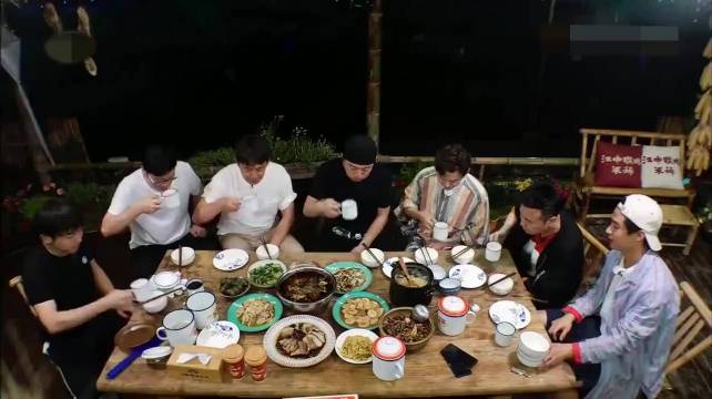 黄磊做饭到底行不行？黄渤、于和伟用一场饭局，终结了所有争议！