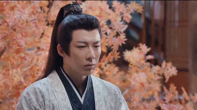 折腰：小乔花式勾引魏劭，特意用特殊熏香，魏劭见她果然馋了