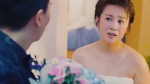 马丽和艾伦新剧，互换身体这一段简直太搞笑了，一个比一个笋