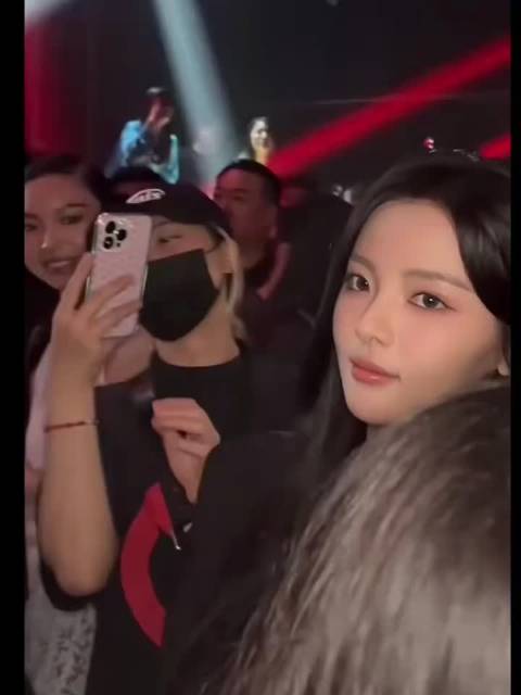 这是什么局？怎么感觉一个个这么尴尬？