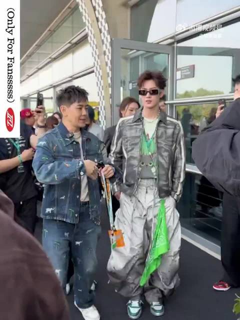 小志哥还钦点李昀锐出演年轻时的他呢