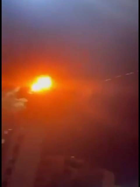 巴格达上空，美国大使馆C-RAM大战伊朗小摩托