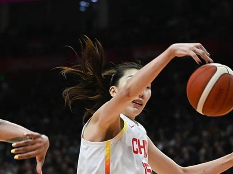 女篮胜巴西！韩旭22分，三后卫齐发挥，李月汝低迷，破联防成弊端