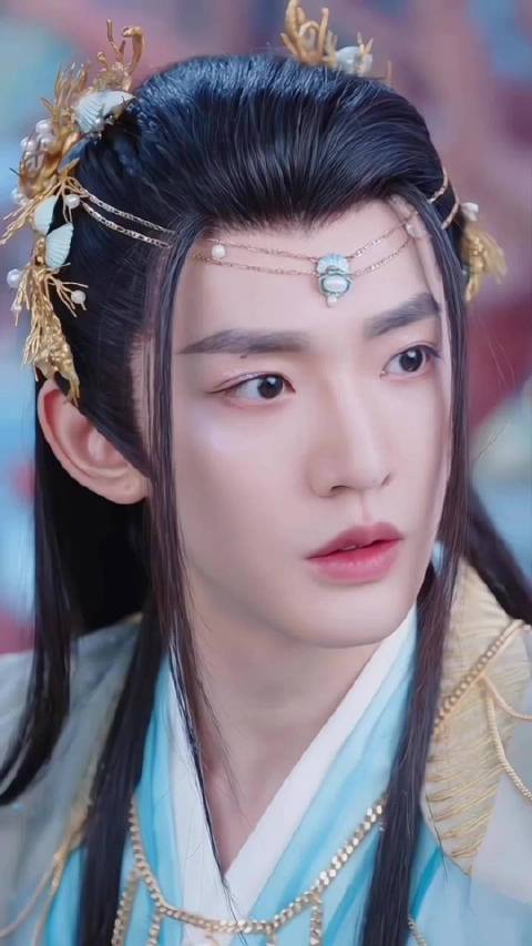 邓为风月不相关待播剧热度居前三，海淀ColorWalk邀约共赴春光