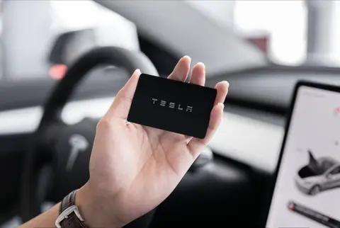 特斯拉FSD买断制取消 订阅制下能否产生正向效应？