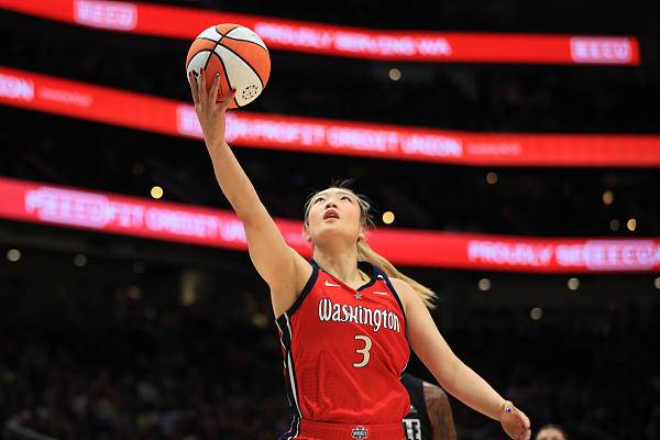 砍下14分！李梦WNBA首次首发表现惊艳