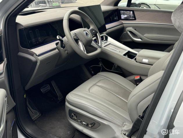 对比油车、纯电、插混，最终选择了它