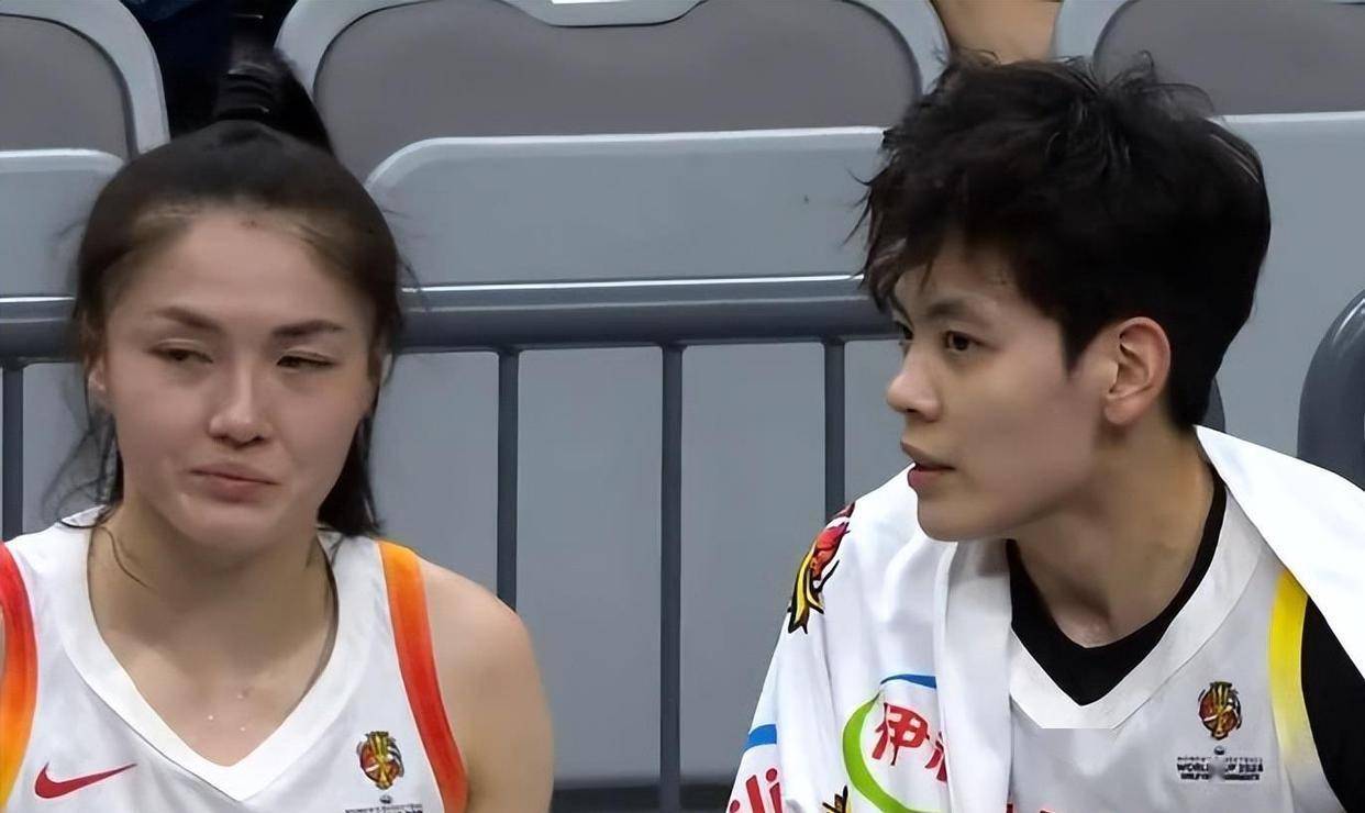 3胜1负，中国女篮收官世预赛，赛后球员评分：2人满分，李月汝不及格