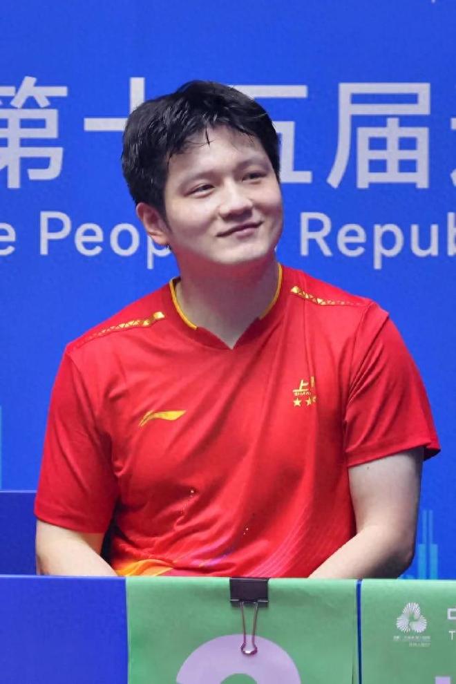 邓亚萍对樊振东赞不绝口！直言樊振东达到了一个新境界！