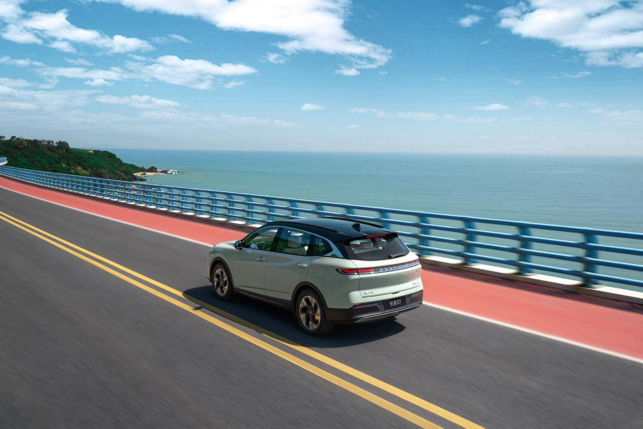 一汽悦意07，陪伴每一位奋斗者的日常与远方