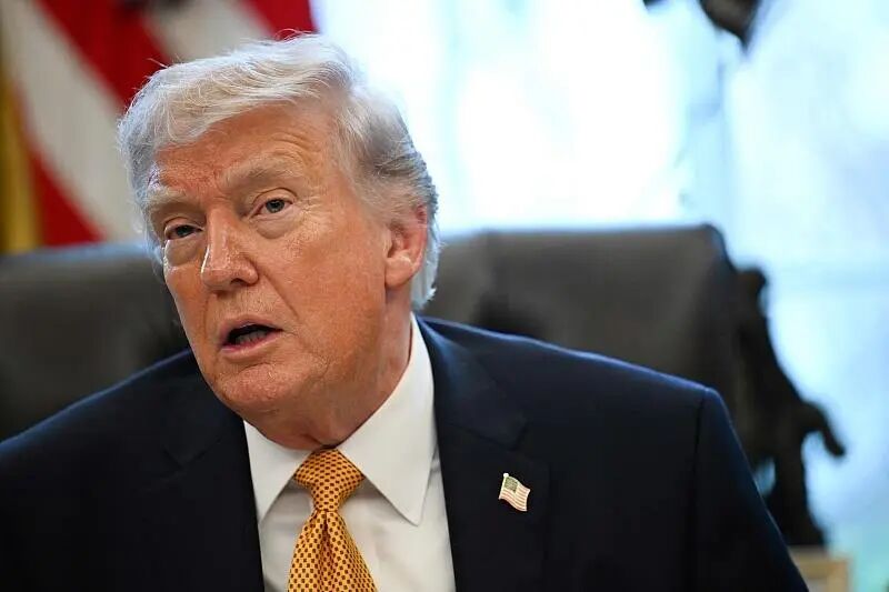 白宫官员称特朗普拒绝重启与伊朗谈判，特朗普：对伊军事行动本周不会结束！伊朗外长否认近日向美总统特使发短信