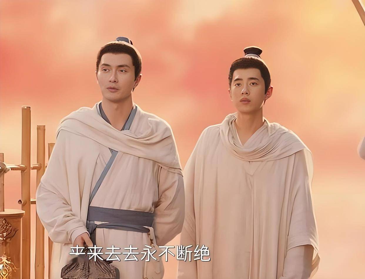 守着电视追《哑舍》，这剧让我找回了当年追奇幻的瘾