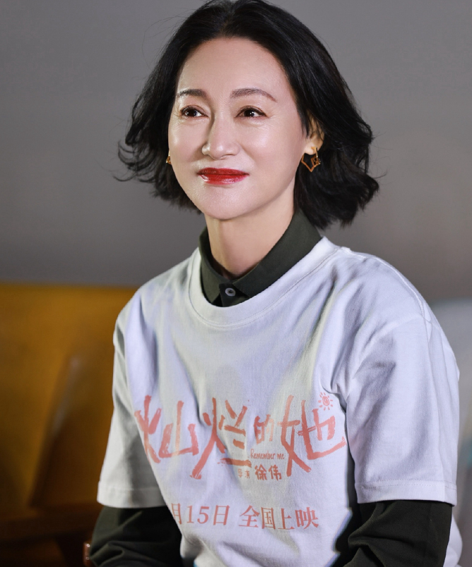 惠英红与刘浩存成为银幕祖孙,携手穿越生命中的黑暗,演绎温情中国式亲缘