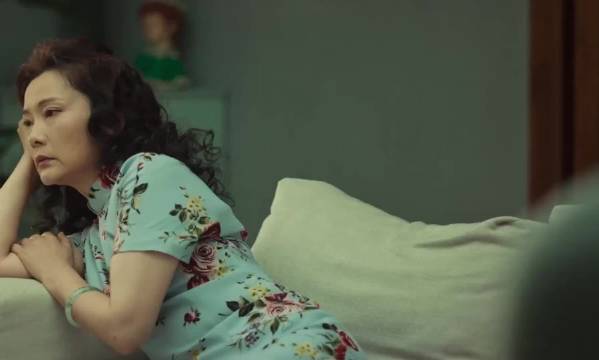 你是个好演员 但不是个好母亲 何赛飞