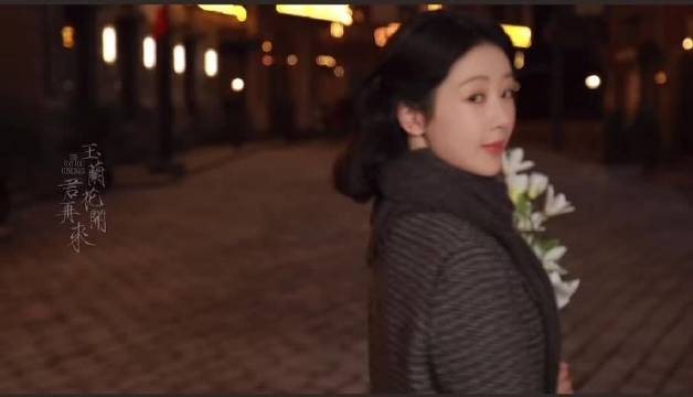 杨紫方辟谣接触新剧传闻，称拍完戏需休息