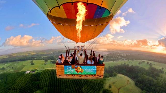 新南威尔士州热气球之旅，飞屋环游记同款浪漫日出