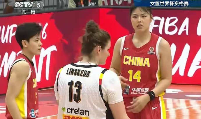 中国女篮在预选赛阶段的表现如何，核心球员是谁？