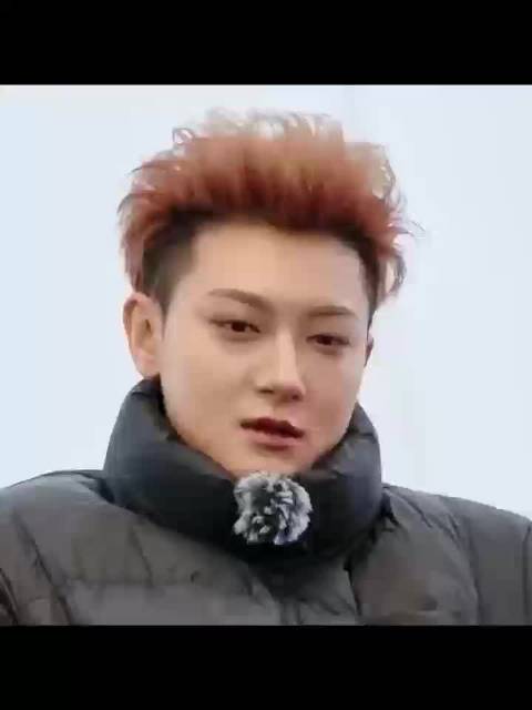 刘耀文撒娇追问黄子韬有瓜，黄子韬急反驳