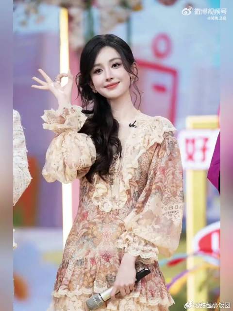 王嘉尔亮相你好星期六开工派对,收视峰值0.6278登顶卫视榜首