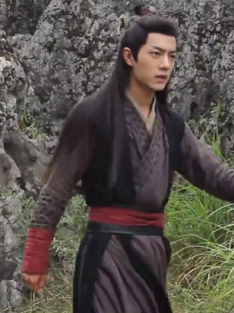 肖战饰演魏无羡演绎千年泪前世今生