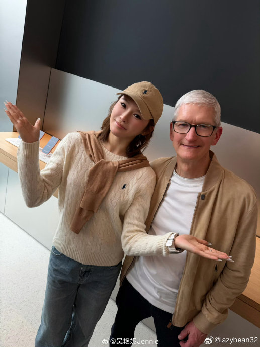 除了吴艳妮，还有哪些中国运动员曾受邀参加过苹果或类似的国际品牌活动？