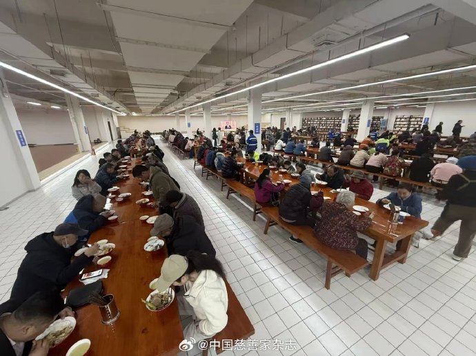 《武林外传》演员张清开设的免费素食餐厅‘吾家素食’具体在哪里？