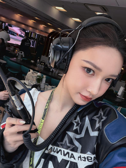 程潇的“超越摇”和F1赛车的竞技精神有什么关联？