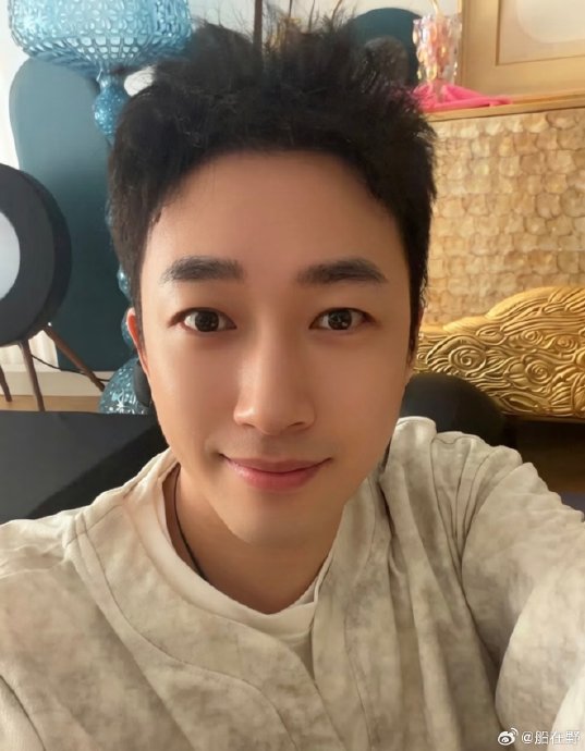 于正承认试水AI剧，直言AI是工具但无法造爆款