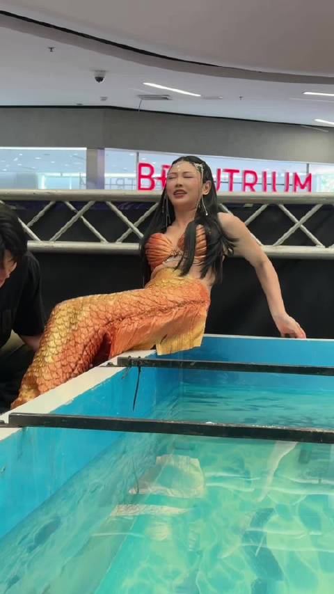 你见过这么美的美人鱼吗？
