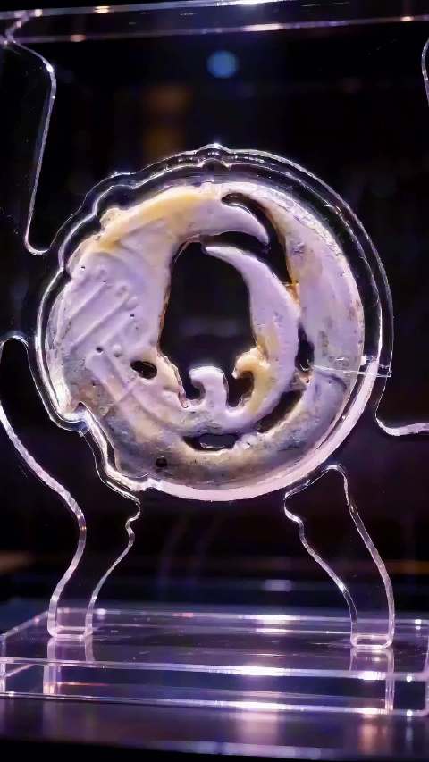 AI还原新石器时代玉凤，天门石家河现中华第一凤