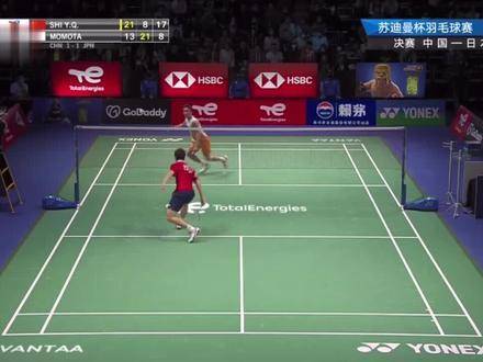 石宇奇连轰10分逆转桃田，决胜局1比3落后翻盘