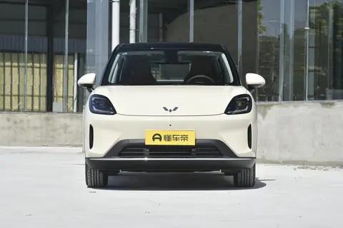 适合家用的6-7万级纯电车，这辆\"新爆款\"或许是个不错的选择