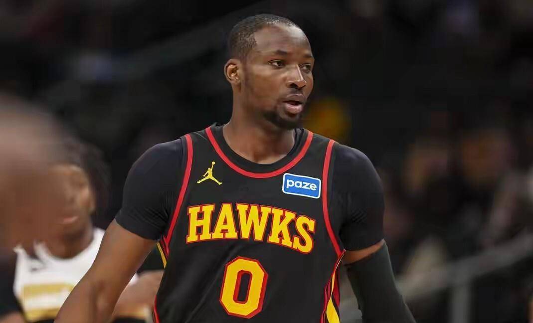 库明加苦等!老鹰124-112胜魔术，约翰逊24+15+13，沃克41分7板5助2断_比赛_篮板_凯罗