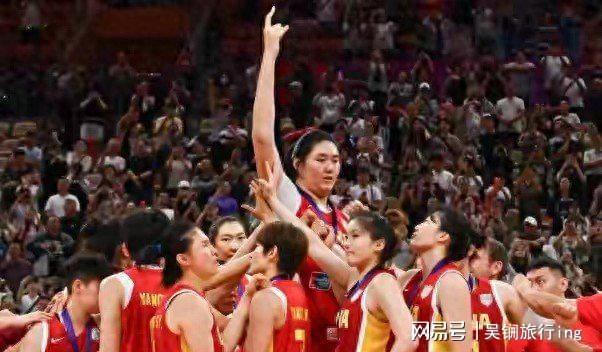 送巴西出局,女篮四大亮点!三将闪光末节被诟病,宫鲁鸣去留成谜