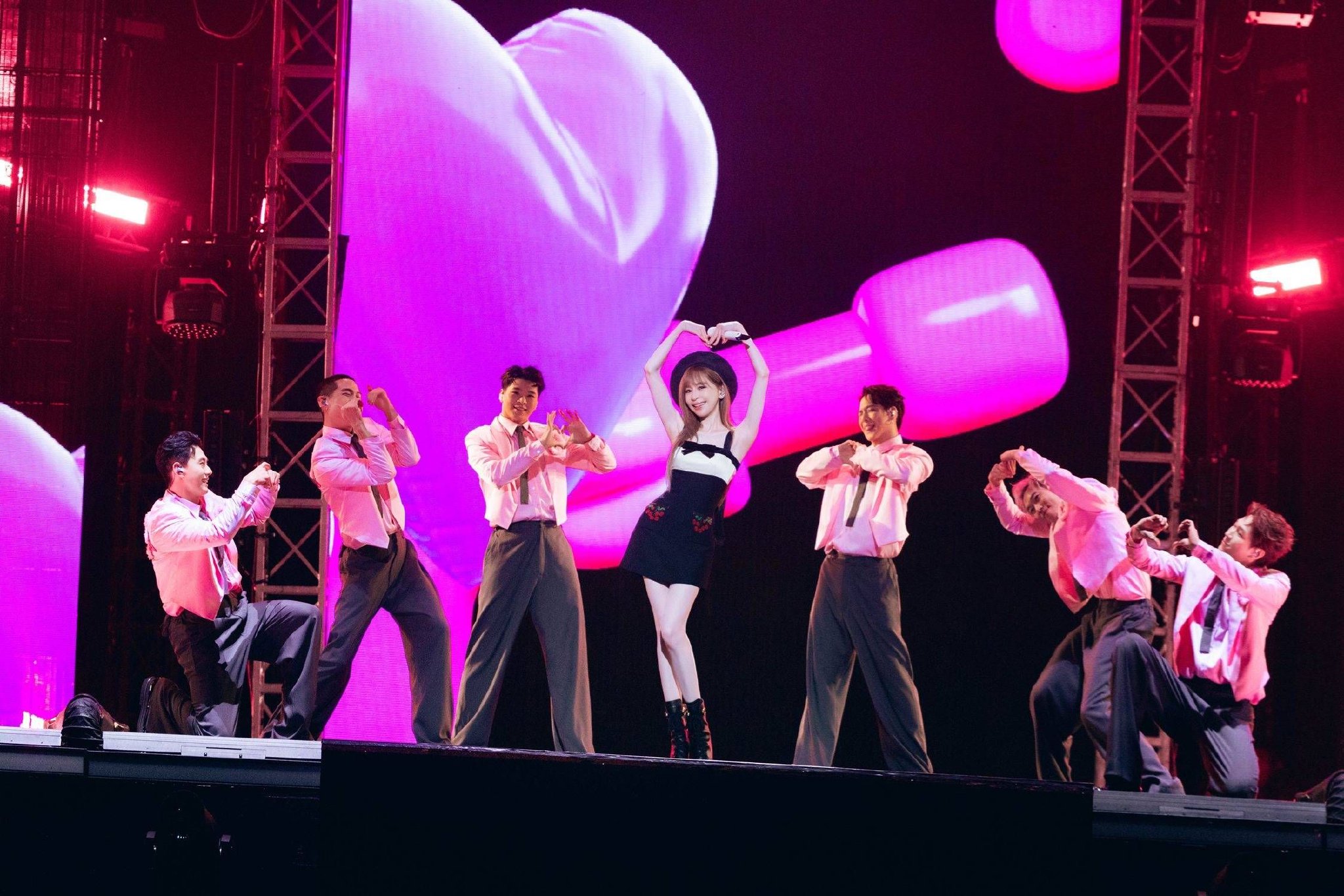 王心凌SUGARHIGH巡演收官倒计时，11套全新造型惊艳亮相上海站！