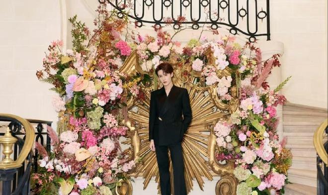 檀健次朱一龙确定进组《空枪》期待优秀作品产出