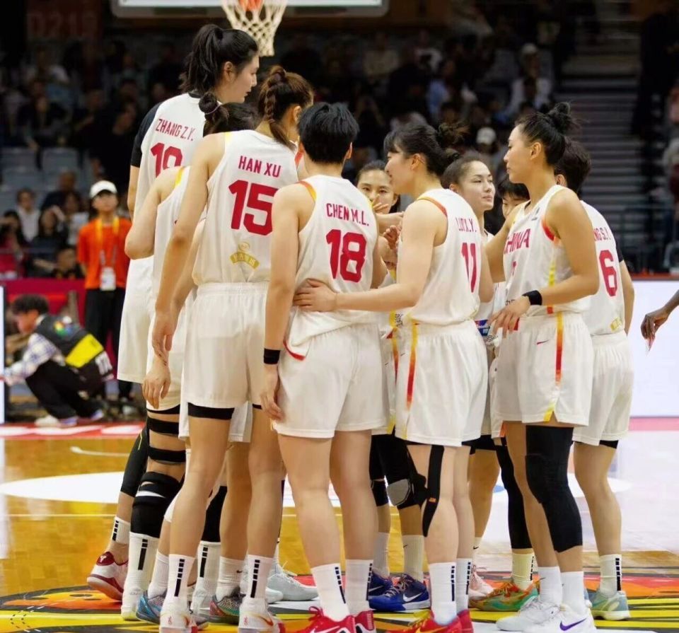 中国女篮83-71战胜巴西，4胜1负结束世界杯资格赛_新闻