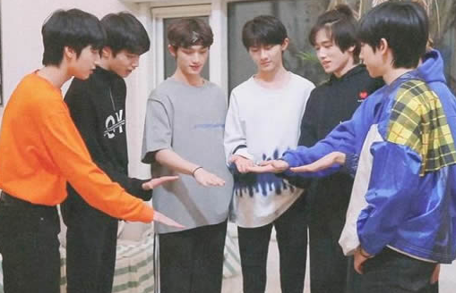 时代少年团合约期限是什么?