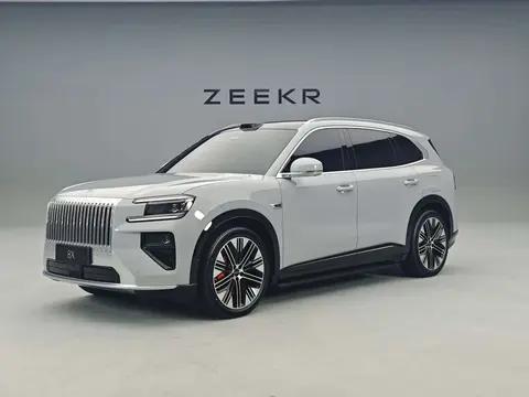 新公路之王—极氪8X预售价公布，37.68万元起售，曜影51.68万元