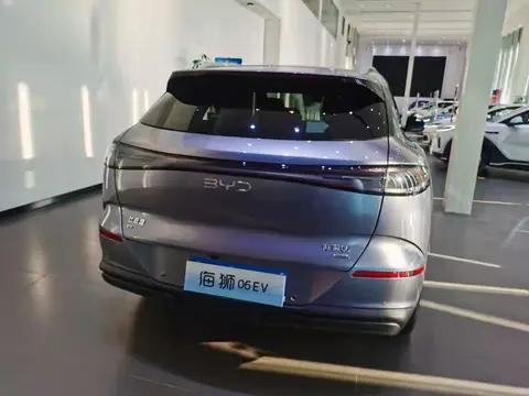 好技术，就应该人人共享！比亚迪把智驾“白菜价”，友商真急了