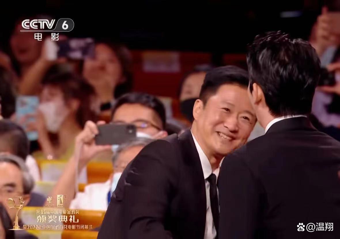 朱一龙获金鸡奖最佳男主角,好友杨蓉送祝福,评委的评语说明一切