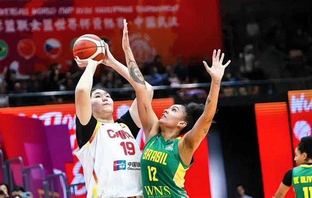 中国女篮战胜巴西女篮！听听各界媒体专家怎样说，宫鲁鸣一针见血