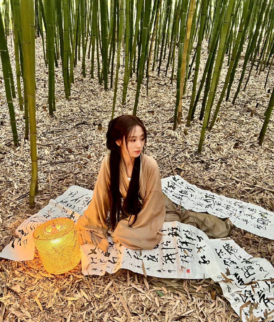 《武庚纪》李一桐辞演女主后，换成邢菲与任嘉伦二搭，祝绪丹沦为女二!