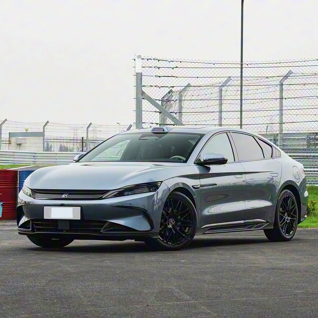 30万内中大型轿车新选择：三款智能豪华座驾实力解析