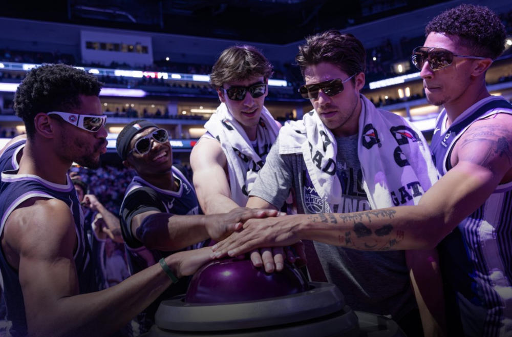 国王首发：威斯布鲁克、克利福德、德罗赞、阿丘瓦、雷诺