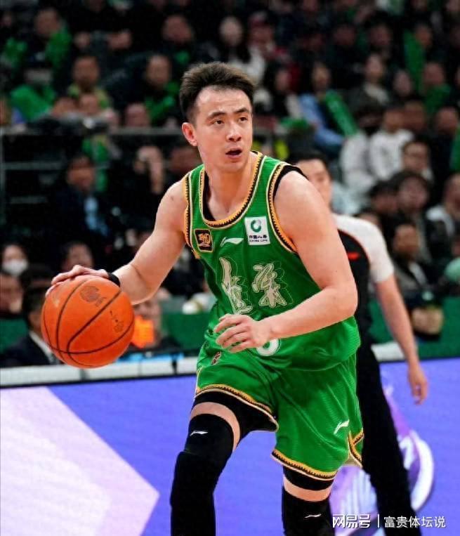 辽宁男篮全面复苏多点开花，广州男篮进攻崩盘徐昕难支