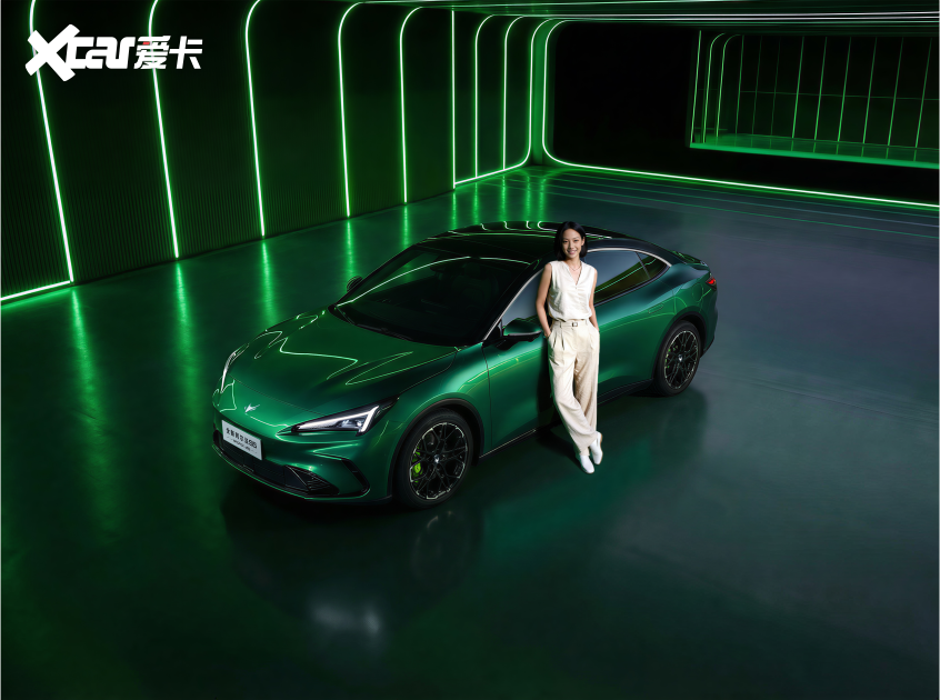 9.98万起售定义轿跑新标杆 极狐全新阿尔法S5以全维越级实力律动上市