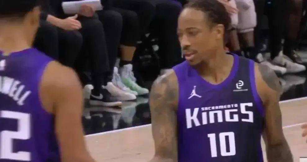 21分9助攻！威少助攻数升至历史第七，国王团队篮球击败独行侠