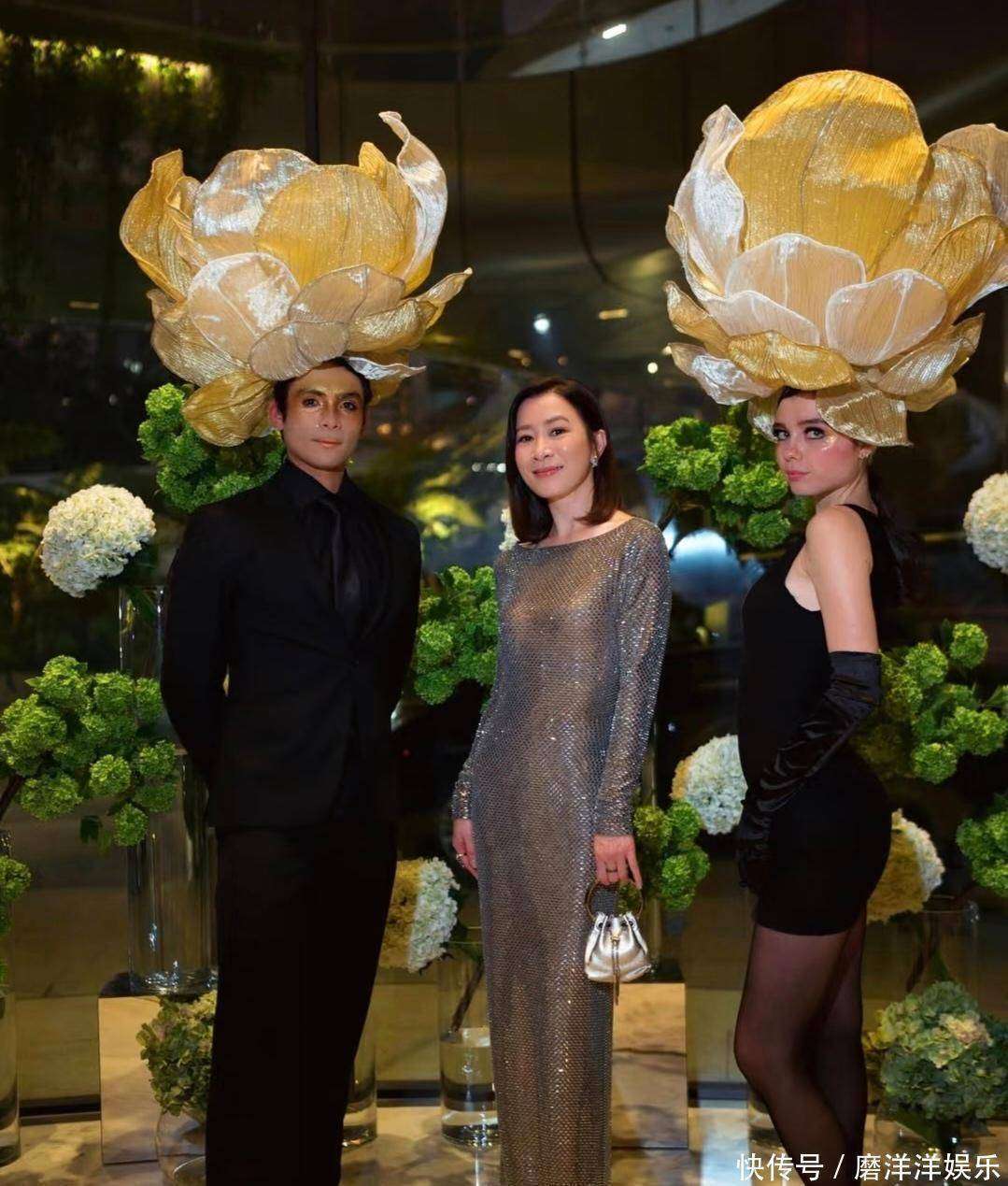 佘诗曼参加77春茗,大合照站曾志伟旁边,林保怡谭耀文王敏奕也在