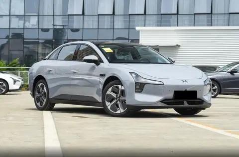 15万车机PK，小鹏MONA M03软硬兼施，刚得过零跑B01吗？